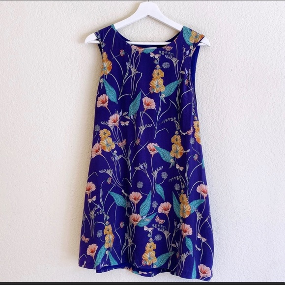 POCKETS!! - Picture 2 of 5